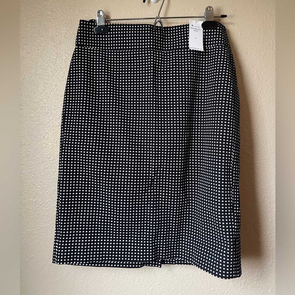 NWT Banana Republic Cotton/Rayon Black and White Pencil Skirt - Size 4